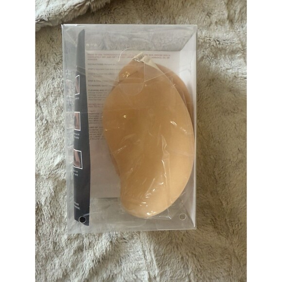 New Maidenform Basically Sexy Adhesive Clip Bra, Backless Strapless, Nude Size B - Picture 3 of 5